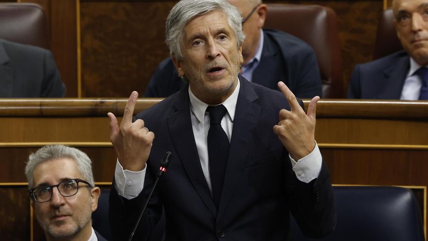 El ministro del Interior, Fernando Grande-Marlaska, interviene durante la primera sesión de control del Congreso del curso político, este miércoles.