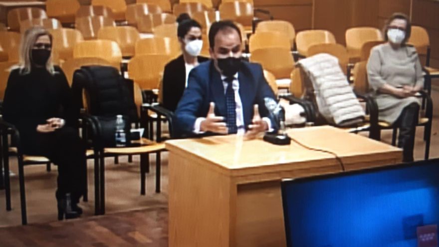 El rector de la URJC declarando en el juicio del caso Máster