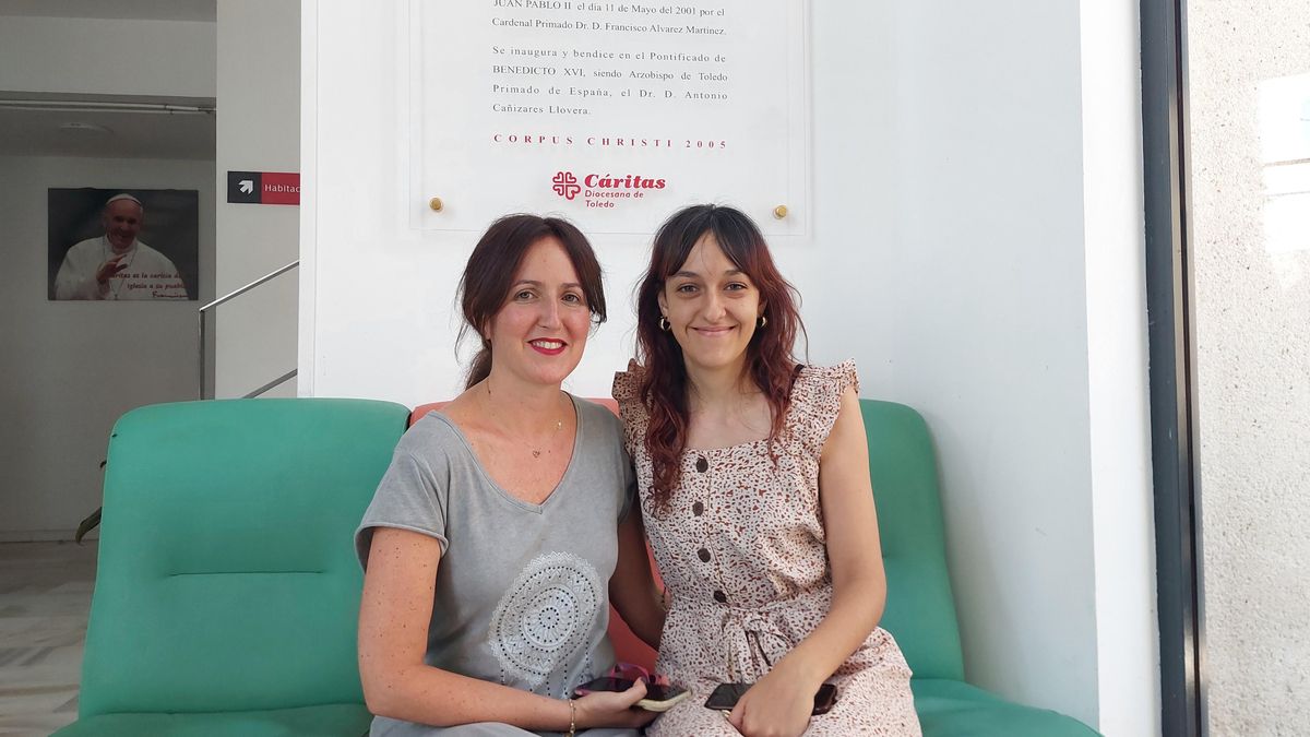Carmen Iglesias, psicóloga (izda), y Lorena Aguado, terapeuta ocupacional (dcha)
