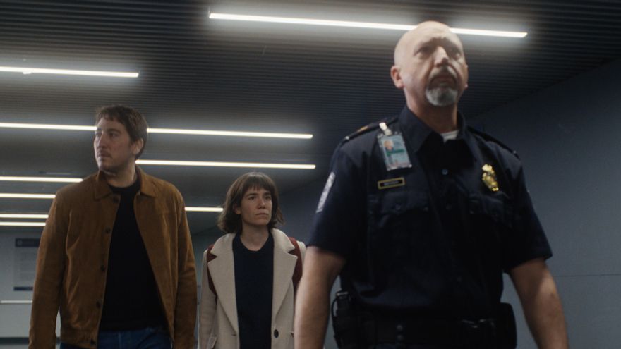 'Upon entry', un thriller para enfrentarse al eterno cuestionamiento que sufren los migrantes al cruzar una frontera