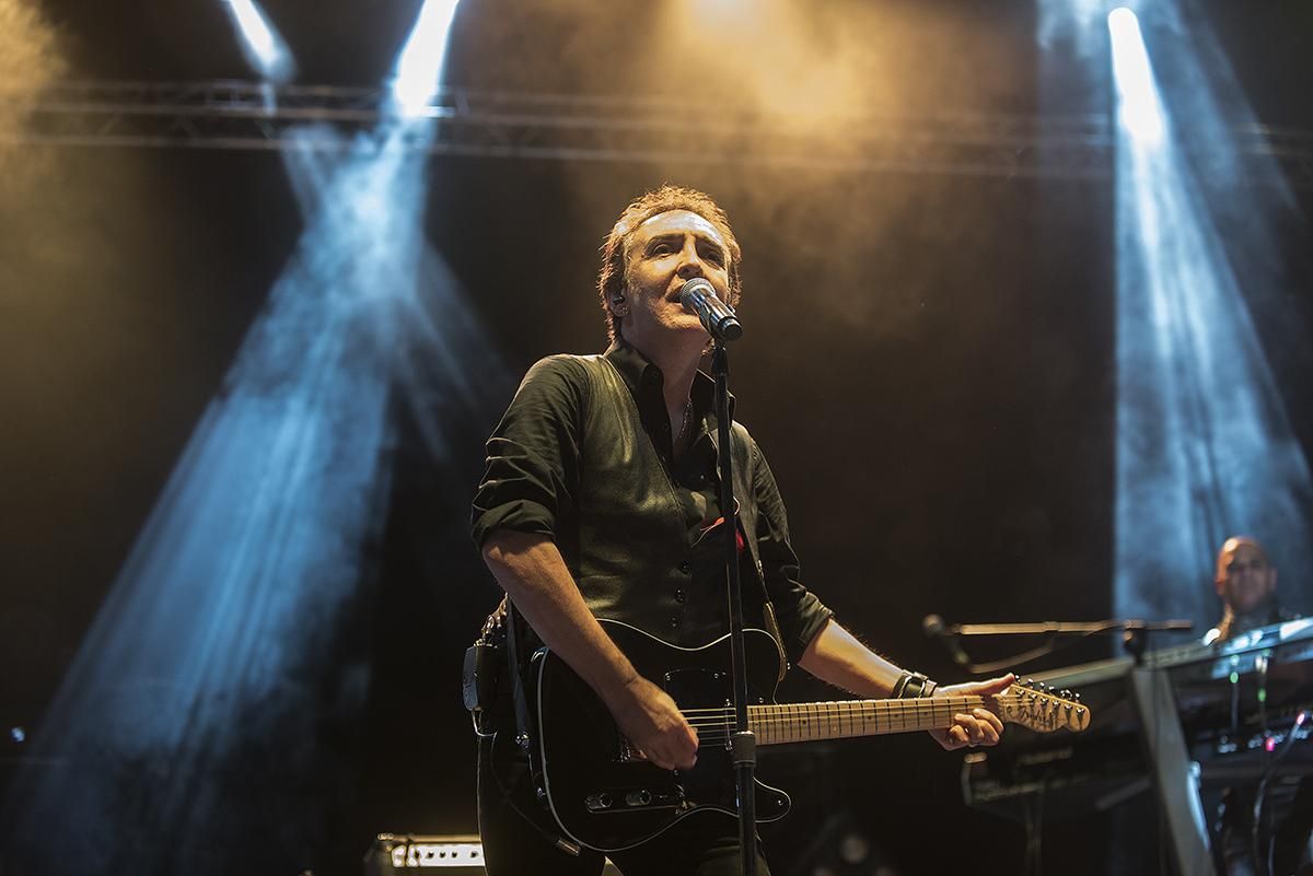 Concierto de Ramoncín en el festival Movember Food & Rock | JOAQUÍN GÓMEZ SASTRE