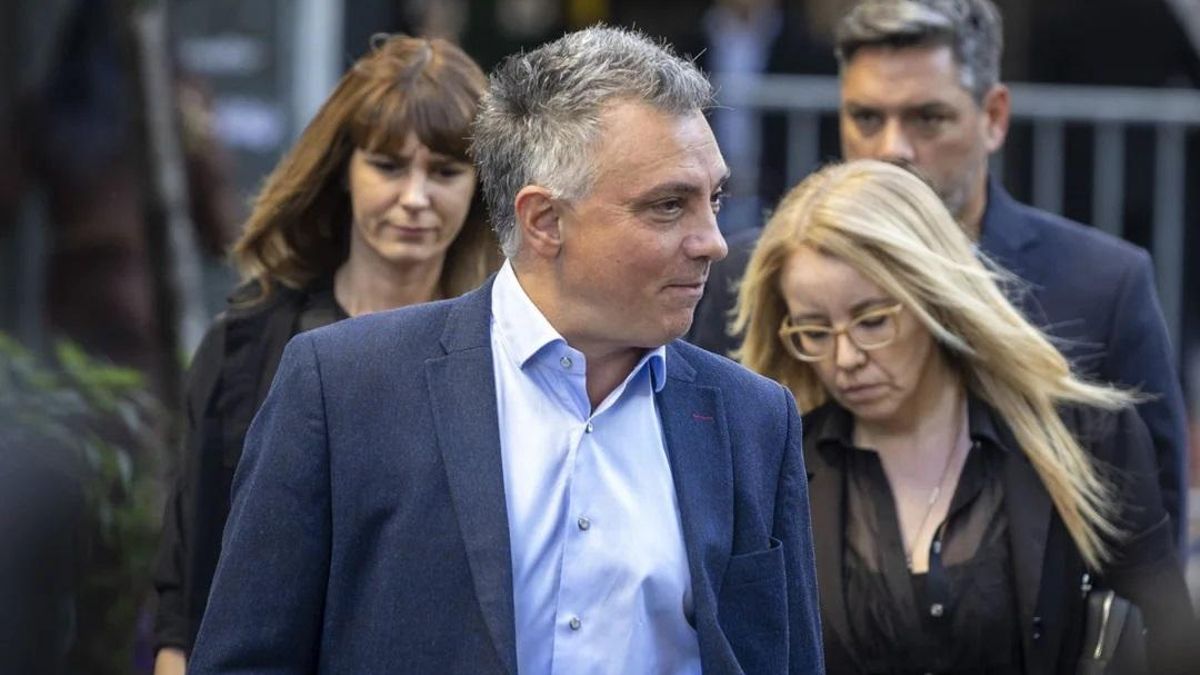 Karina suma poder con Sebastián Pareja al frente de la bicameral que se encarga de controlar a la SIDE de Caputo