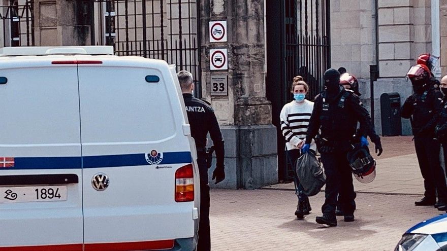 La UPV/EHU condena los incidentes de la huelga y evalúa los daños para presentar una denuncia