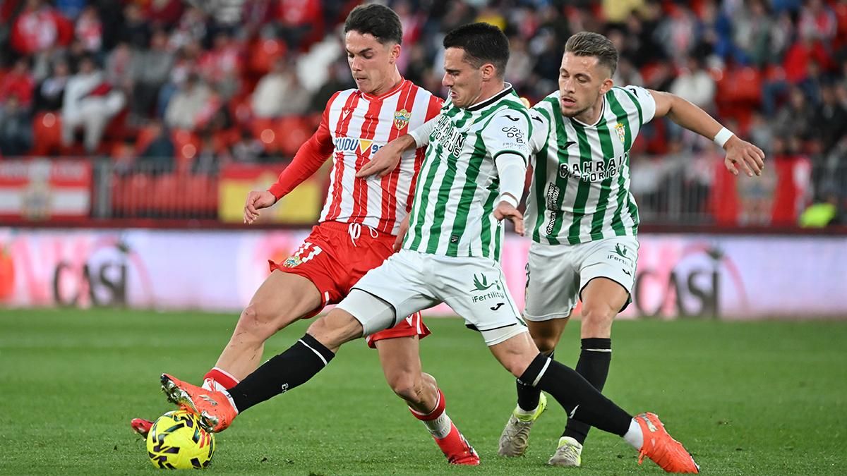 Las imágenes de la UD Almería - Córdoba CF