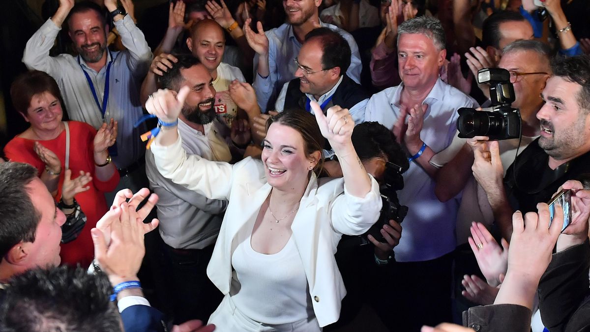 La candidata del PP al Govern Balear Marga Prohens celebra la victoria en la sede del partido. EFE/MIQUEL A. BORRÁS