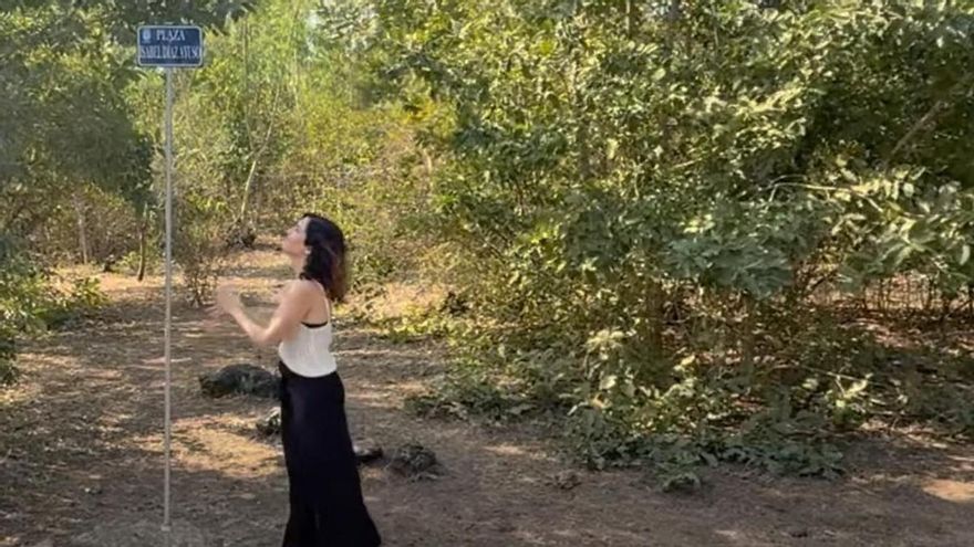 Frank Cuesta cuenta que Ayuso ha pasado las navidades en su santuario en Tailandia: “Ni hoz ni martillo, aquí libertad”