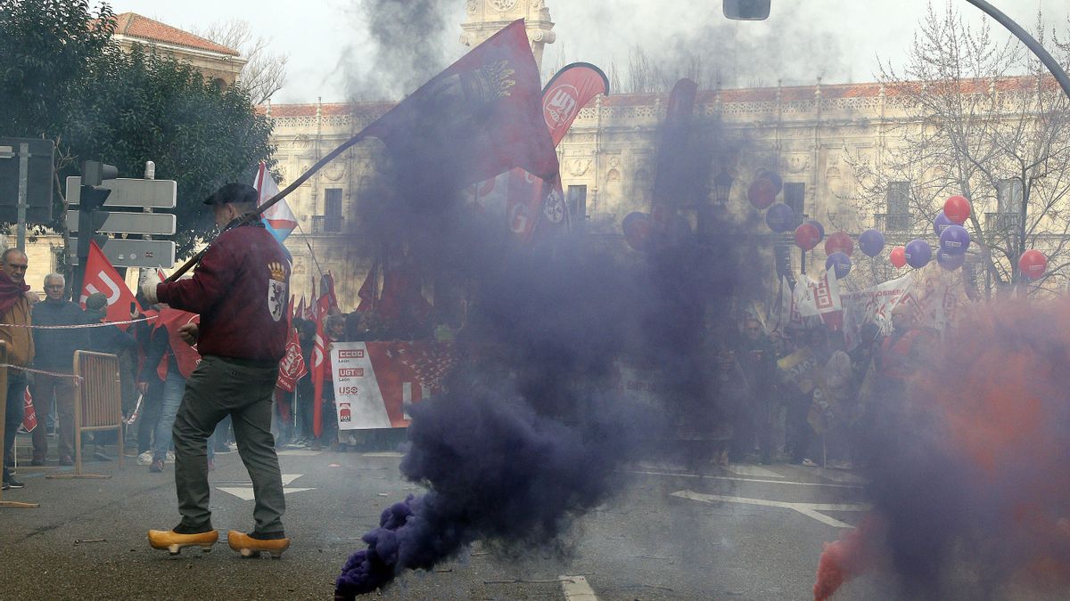 Las imágenes de la gran protesta por el futuro de León el 16F de 2025.