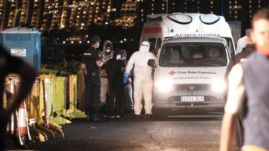 El campamento para migrantes de Arguineguín se vacía más de tres meses después