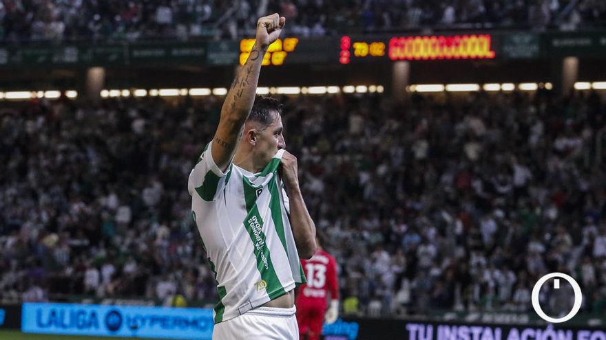 El Córdoba CF encuentra la mejor versión ofensiva de Carracedo