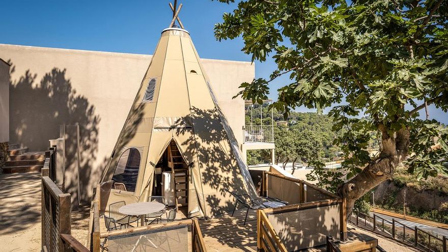 El 'glamping' gana adeptos en la Costa Brava: "La experiencia de acampar se ha elitizado y diversificado”