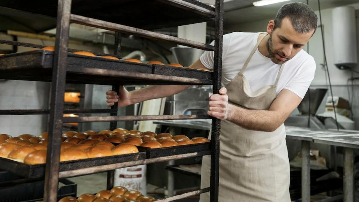 La crisis golpea desde las fábricas a las panaderías: denuncian más cierres y despidos