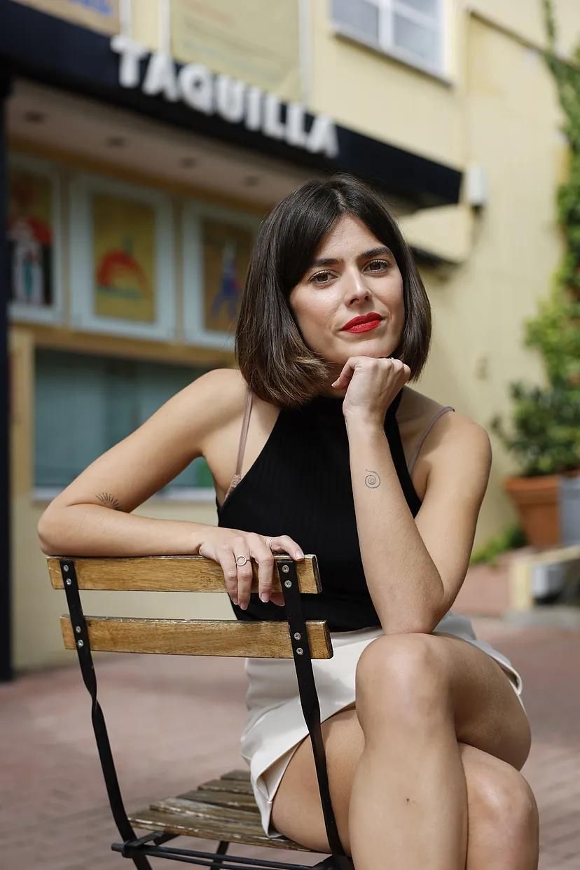 "Creo que la novela es un síntoma de este momento contemporáneo delirante, casi esquizoide, en el que vivimos", explica la escritora.