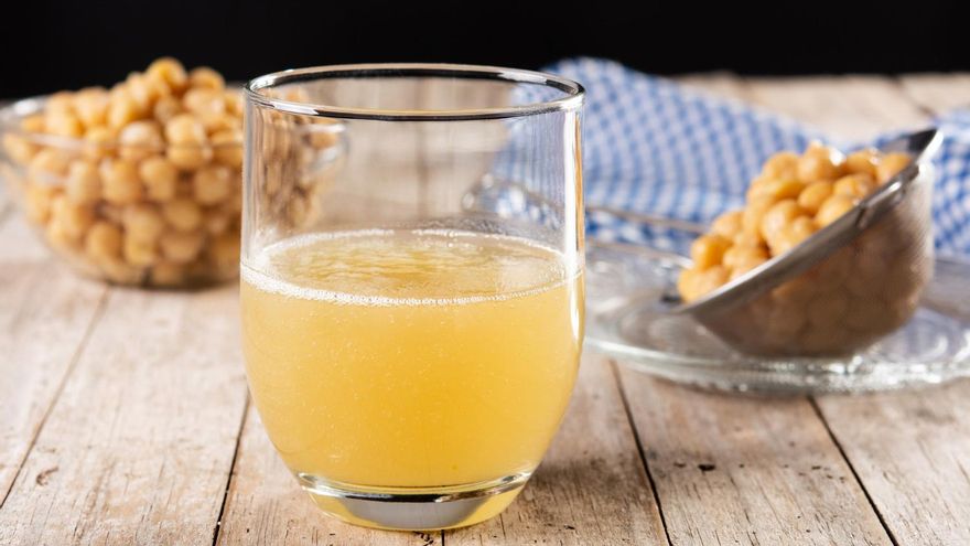 Cinco formas de aprovechar el líquido de los garbanzos en conserva