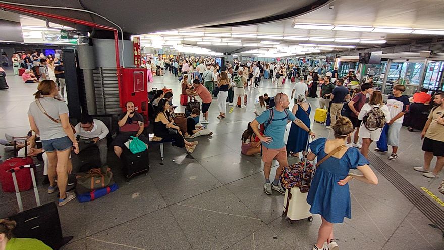 Los trenes entre Madrid y Sevilla retoman el servicio, aunque Adif advierte de posibles retrasos
