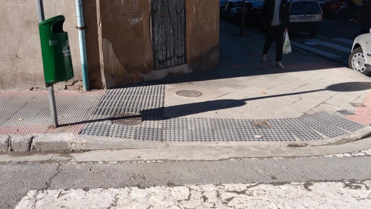 Baldosas guía mal colocadas