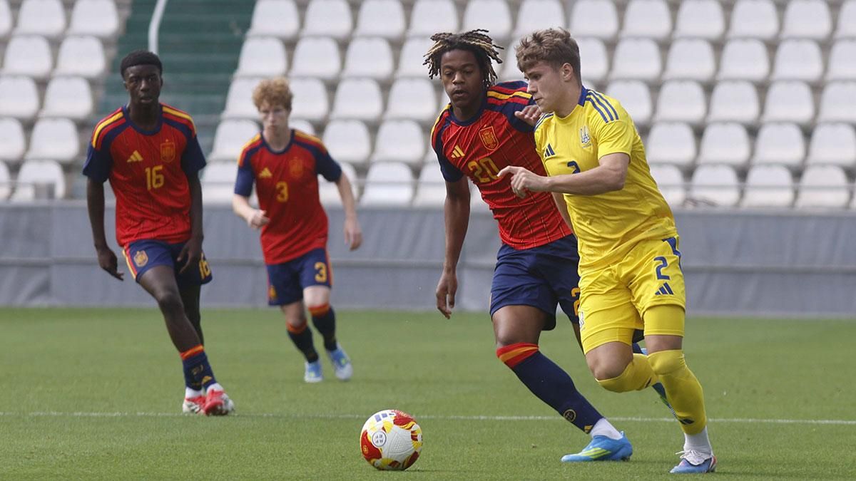 Las imágenes del partido España - Ucrania Sub 17 en El Arcángel