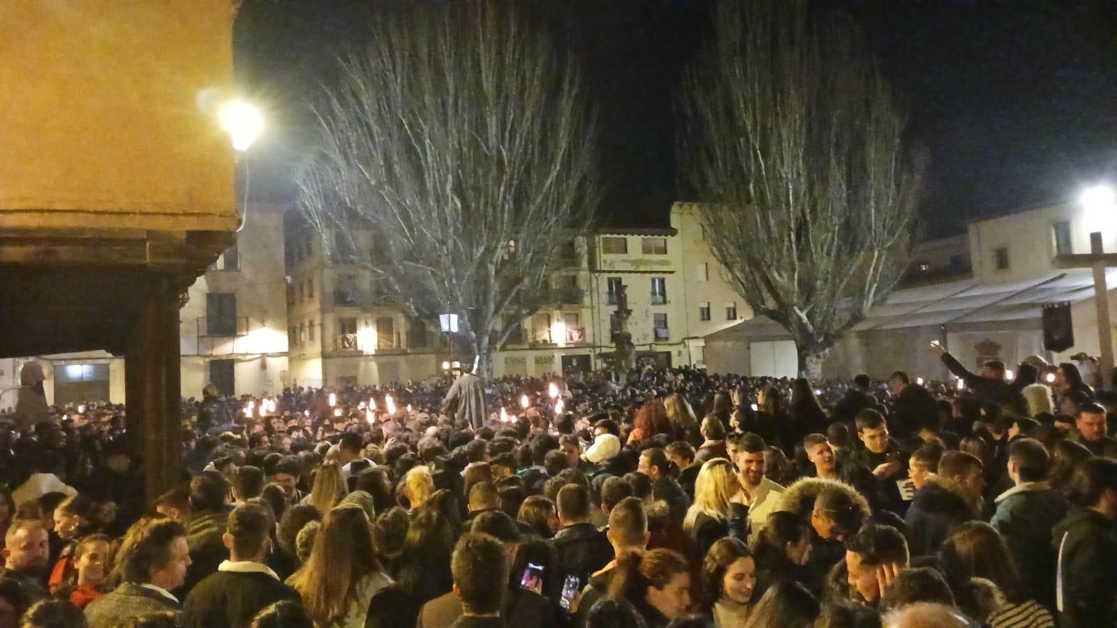 La Plaza del Grano de León durante la procesión de Genarín