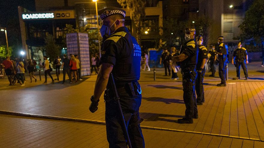Primera noche de toque de queda en Barcelona.