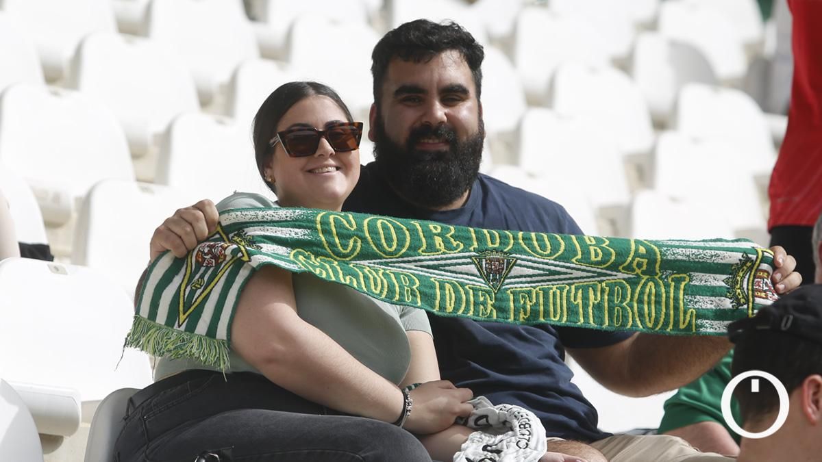 Grada Blanquiverde del Córdoba CF - San Fernando CD