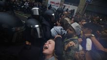 La Audiencia de Barcelona rechaza que la prohibición del 1-O fuera "patente de corso para cualquier acción de violencia" de la Policía
