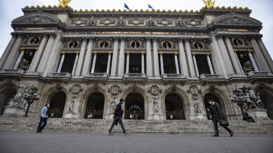 Francia acelera el certificado sanitario frente al repunte de la pandemia