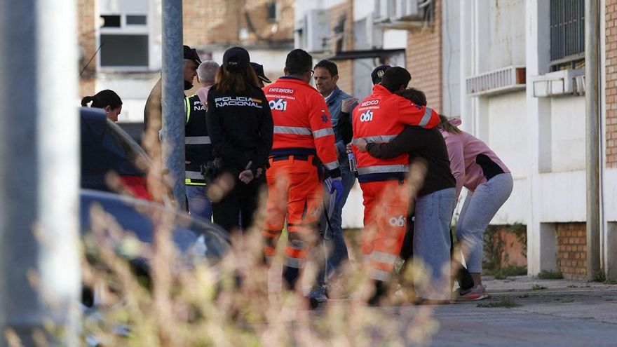 Los vecinos de la Fuensanta, consternados por el asesinato machista:  “Que esto siga pasando es una vergüenza”