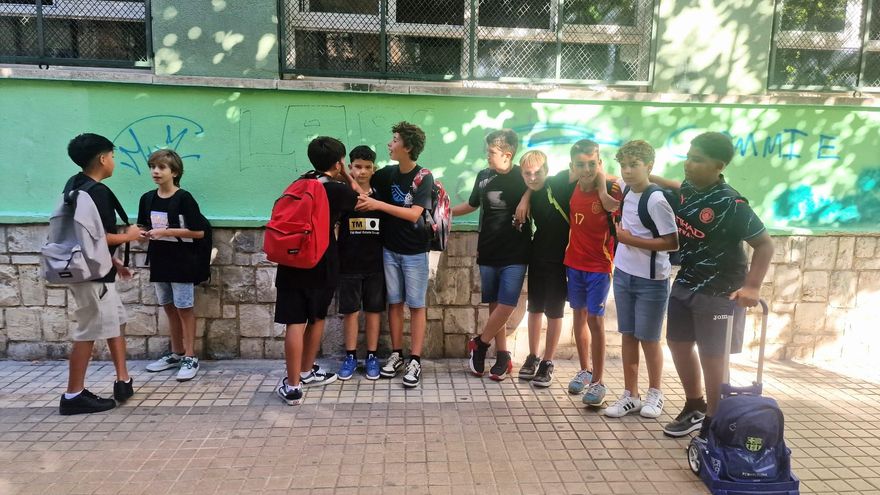 El curso que estrena gratuidad de 0 a 3 años y la nueva FP arranca "sin apenas incidencias", según la Generalitat