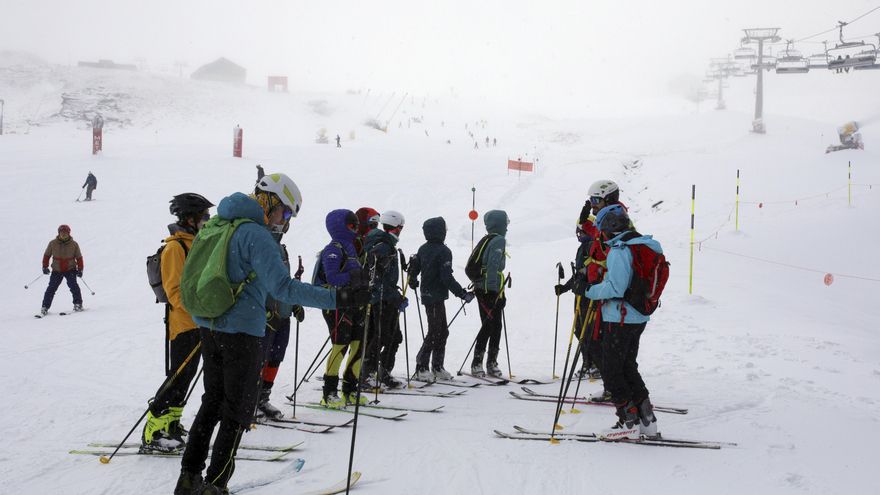 Las estaciones de esquí calientan ya motores tras unas inversiones históricas.