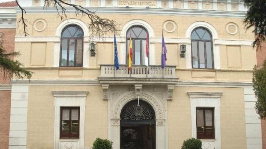 La UCLM, la Federación de Taxis y la Diputación de Guadalajara, entre los Premios ‘Menina’ del 25N