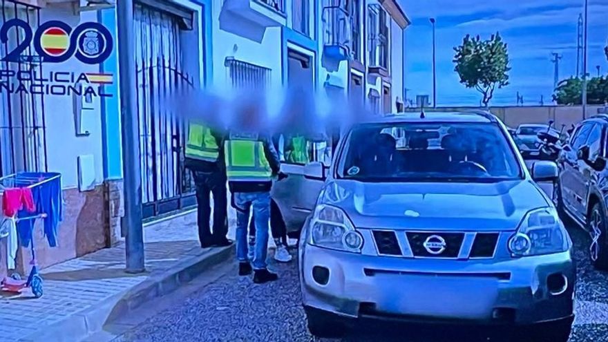 Las temporeras esclavizadas en Sevilla fueron captadas con empleos falsos y rebuscaban en la basura para comer