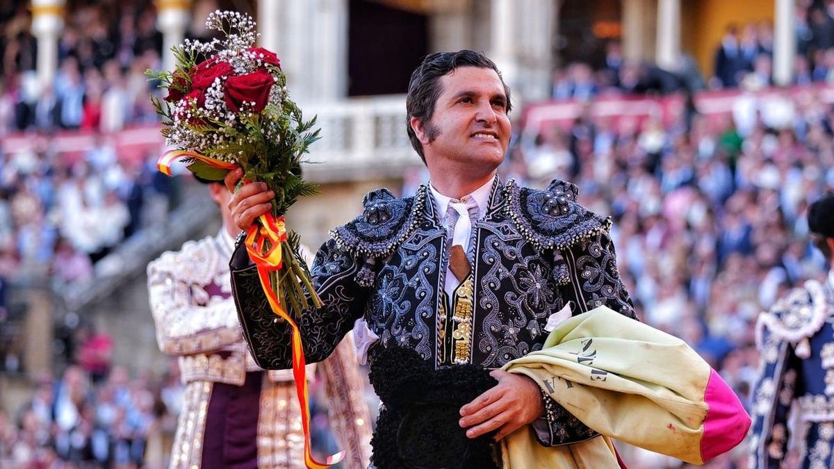 À Punt insiste con las corridas de toros: tras el pinchazo en la Feria de Fallas ahora se retransmitirá la Feria de Abril de Sevilla