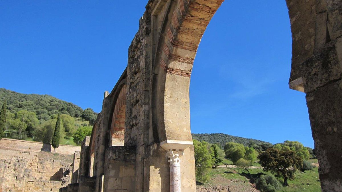 La Junta adjudica las concesiones para el aprovechamiento agropecuario en Medina Azahara y el Castillo de Belalcázar