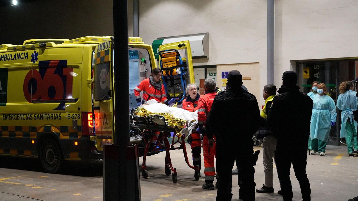 Heridos en el accidente de trenes llegan al Hospital Reina Sofia