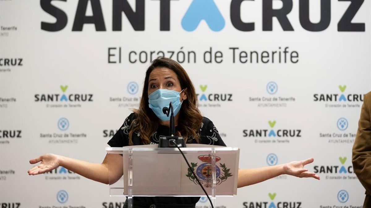 La exalcaldesa de Santa Cruz de Tenerife Patricia Hernández (PSOE) analizó este martes los 100 días del nuevo gobierno municipal que encabeza el nacionalista José Manuel Bermúdez, tras la moción de censura que la apartó del cargo