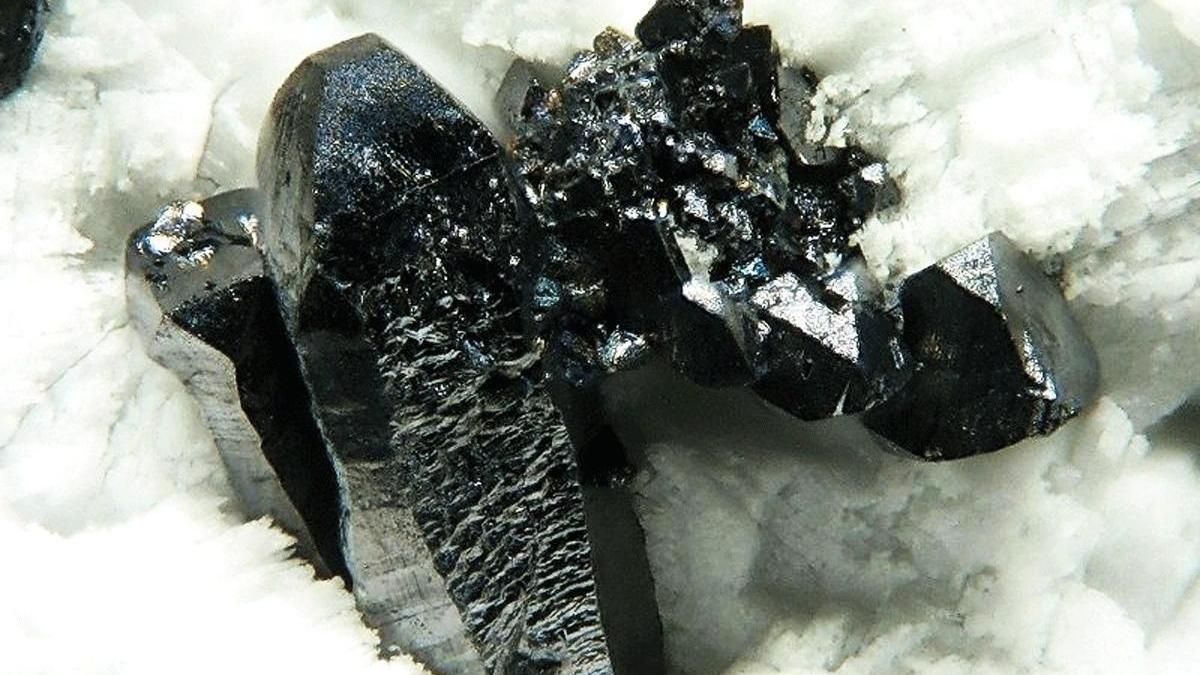 Extrae El rarísimo mineral que sólo se extrae en un lugar del mundo: León