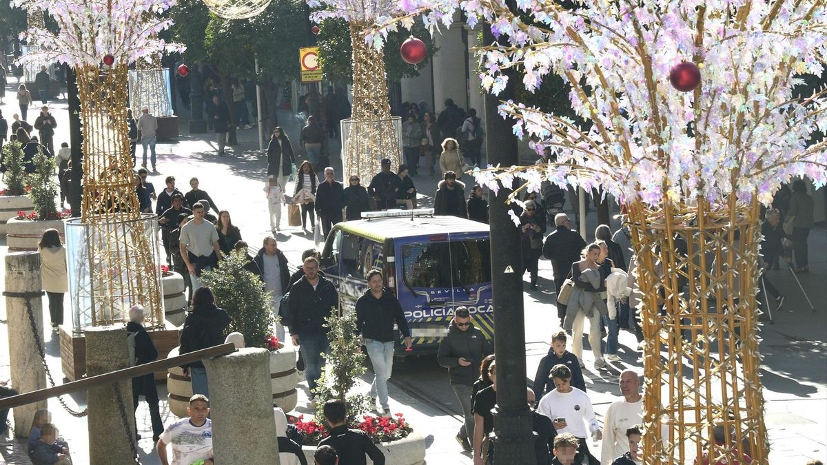 La Policía Local pide al alcalde de Sevilla cobrar tasas por eventos y avisa: no hay agentes para cubrir tanto acto navideño