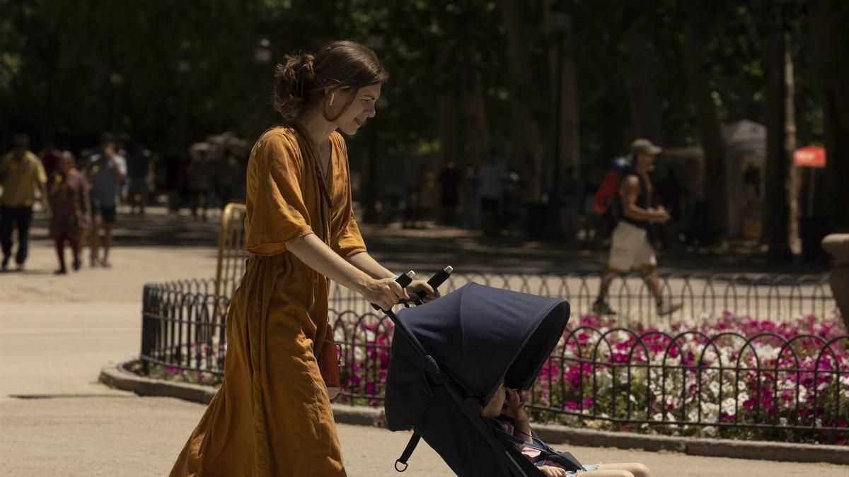 El otoño sigue esperando en Madrid: hasta 28 grados este jueves pese al descenso general de las máximas