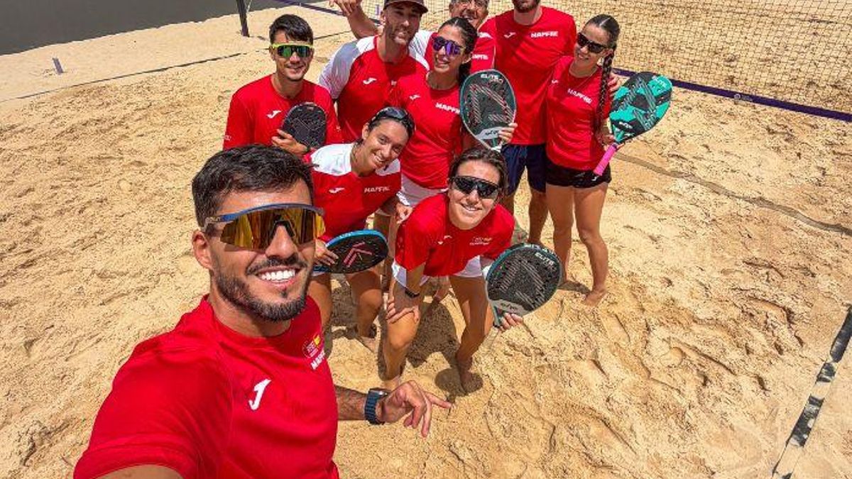 El capitán Carles Vicens hace siete años les dijo que trataría de convertirlos en campeones del mundo, un sueño que se ha hecho realidad