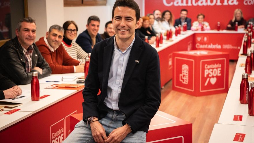 El secretario general del PSOE de Cantabria, Pedro Casares