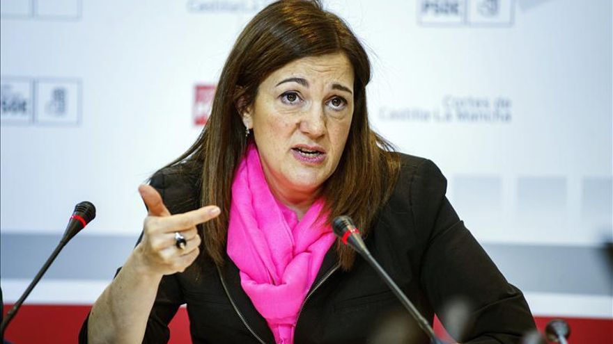 El PSOE pide un plan para que las embajadas ayuden a los españoles a buscar empleo