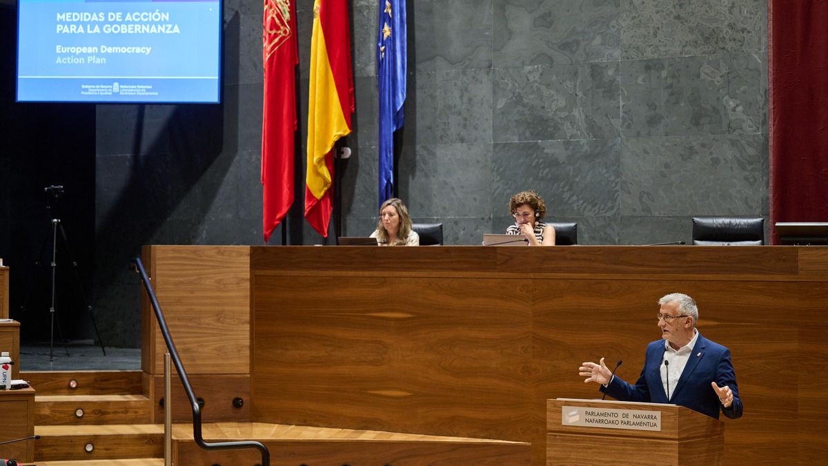 Navarra impulsará medidas para "reforzar" la confianza ciudadana en las instituciones y su participación