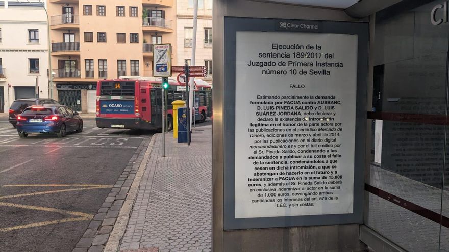 Paradas de autobús de Sevilla y Málaga se convierten en el escaparate de la condena de Luis Pineda por difamar a Facua