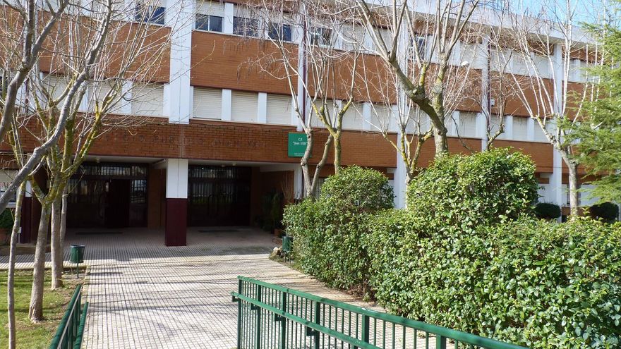 Educación dice que el cierre del colegio Juan XXIII de Mérida garantizará la igualdad de oportunidades a sus alumnos