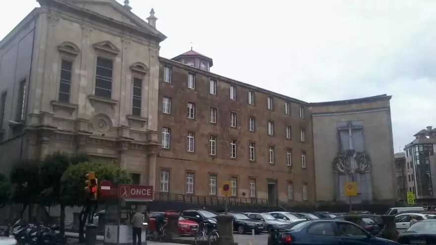 El monumento de exaltación franquista dedicado a los 'Héroes del Simancas' seguirá en Gijón por orden judicial