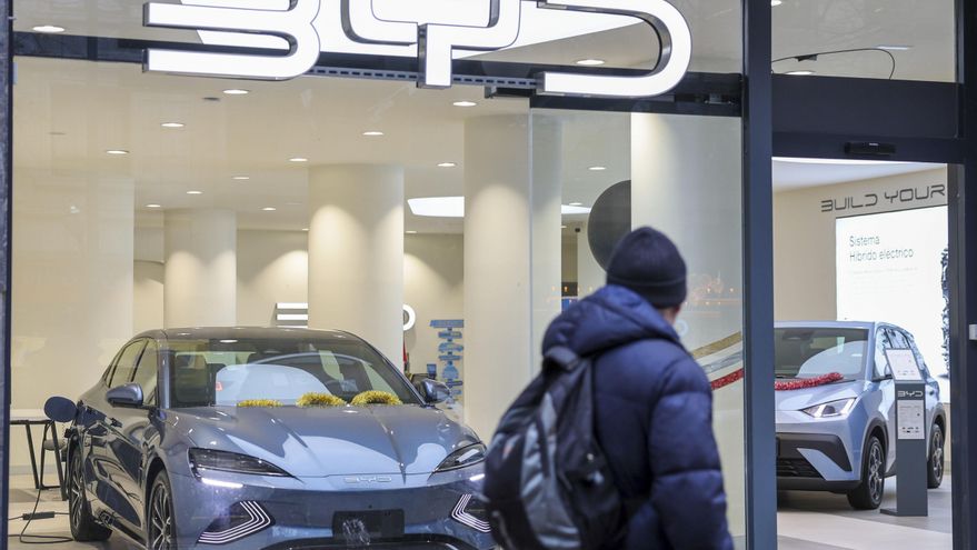 Los coches chinos aceleran la conquista del mercado europeo y adelantan a marcas arraigadas como Ford o Nissan
