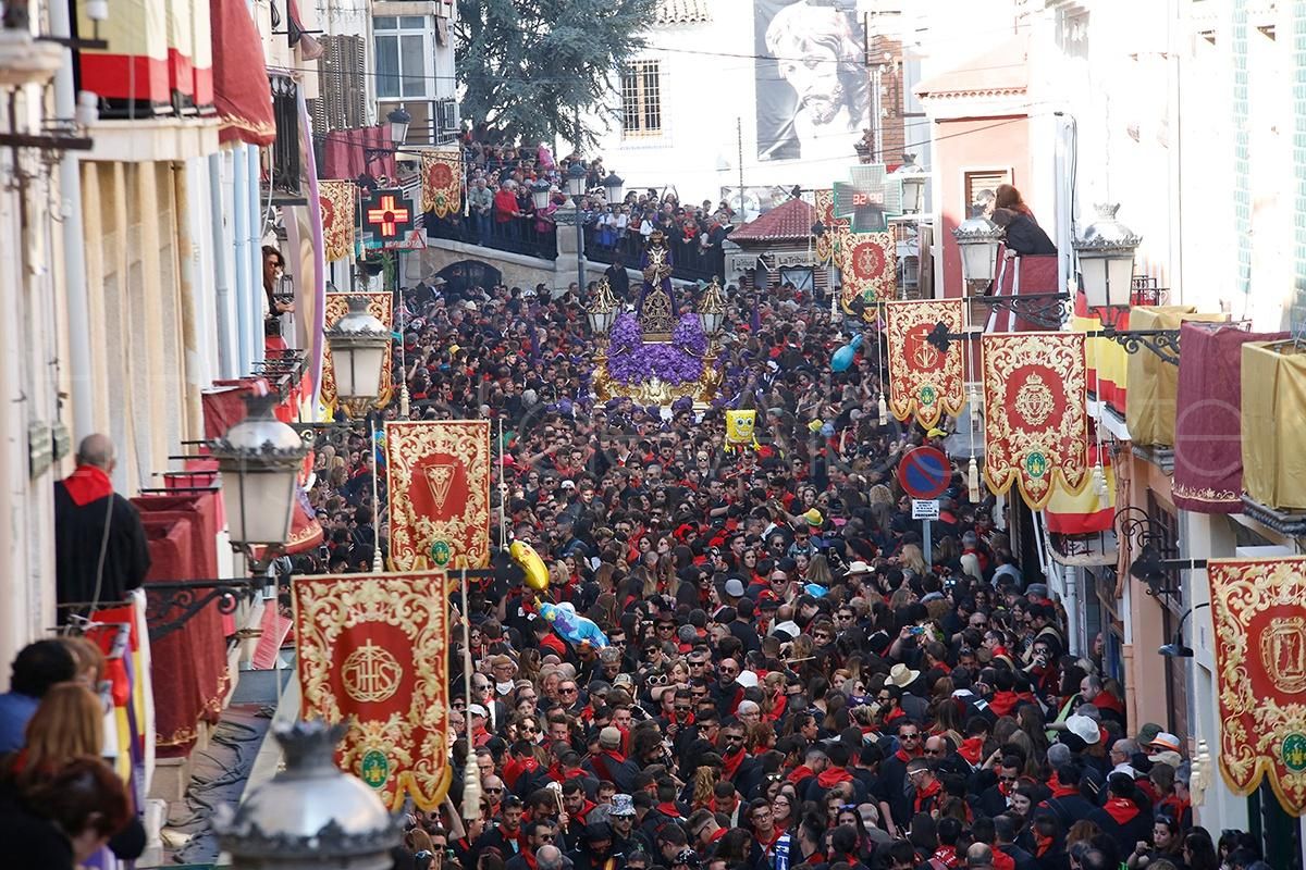 La calle del Rabal durante la Tamborada de Hellín.
