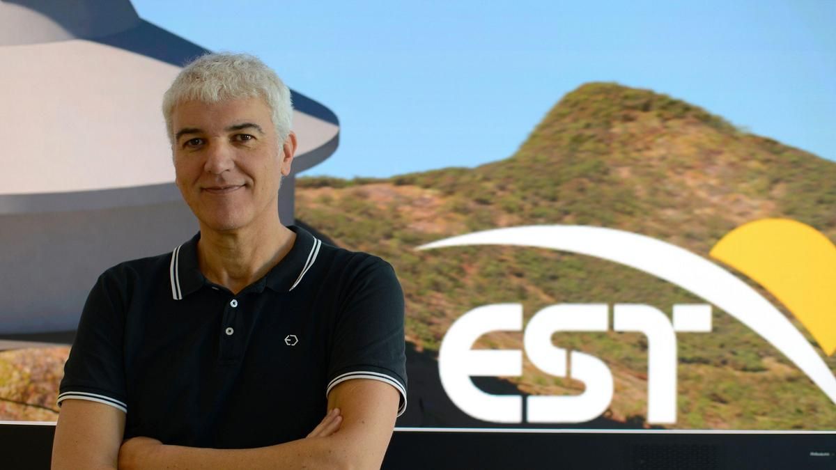 Héctor Socas, astrofísico: "El optimismo es hoy una urgente necesidad de supervivencia"