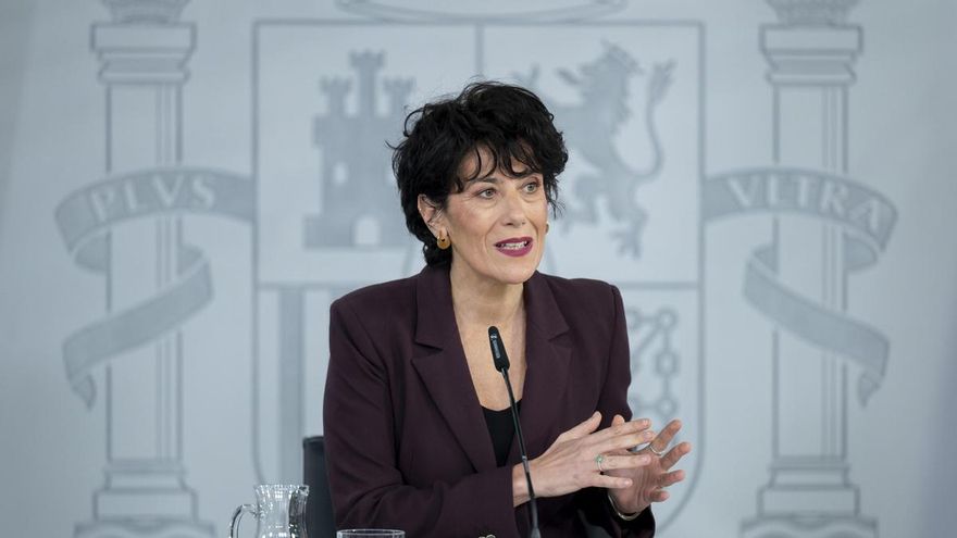 La portavoz del Gobierno, Elma Saiz, será la cabeza de lista del PSN al Congreso el 29N