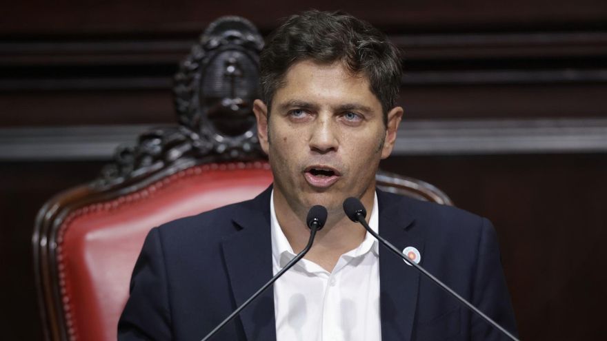 Kicillof hizo un guiño a los gobernadores para enfrentar a Milei y renovó la tensión con La Cámpora