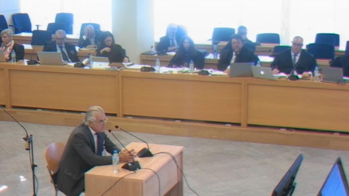 Bárcenas declara en el juicio de Kitchen que encargó desde prisión "destruir los audios" de Mariano Rajoy reconociendo la caja B